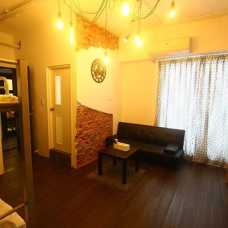 הוסטל טאיצ'ונג Color House מראה חיצוני תמונה